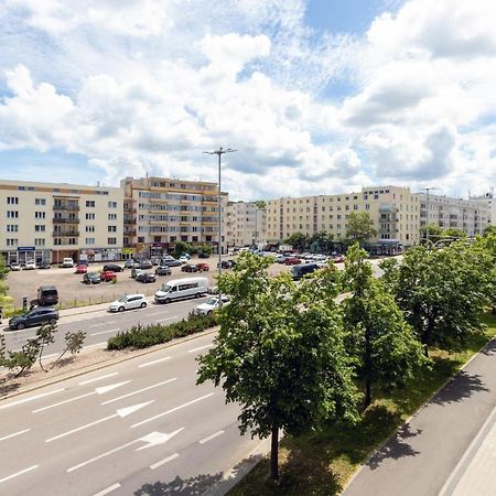 Apartament Vespa Beach Nearby By Noclegi Renters Gdynia Bagian luar foto